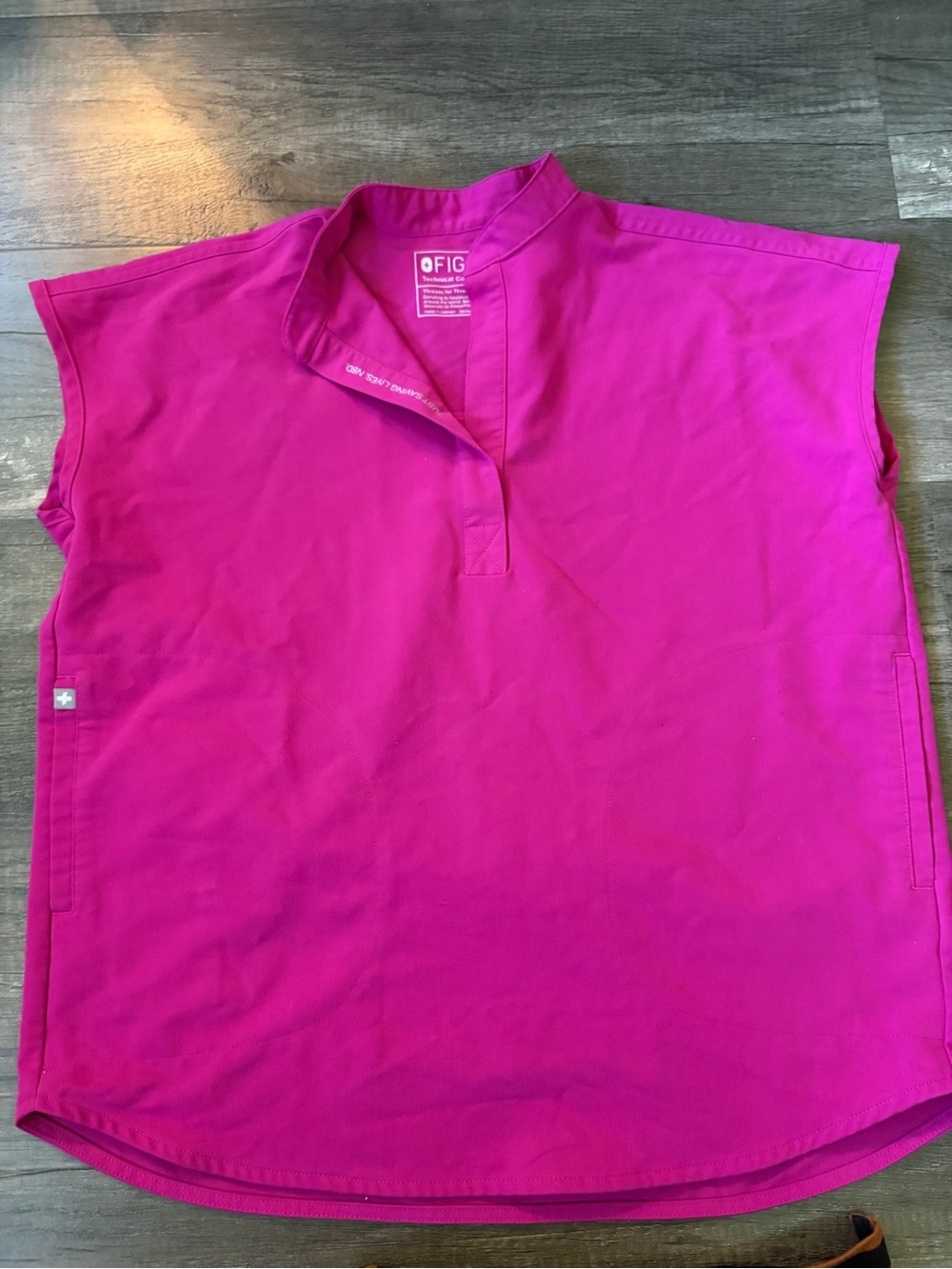 Figs Magenta Rafaela Scrub Top